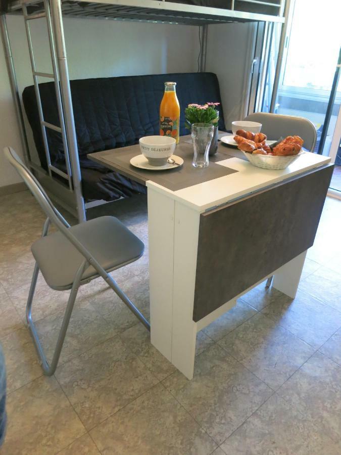 Joli Studio A Front De Mer แซ็งต์-ราฟาเอล ภายนอก รูปภาพ